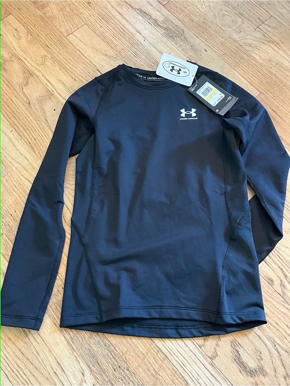 Under Armour youth medium Long Sleeve cold gear Performance Top - Black NWT